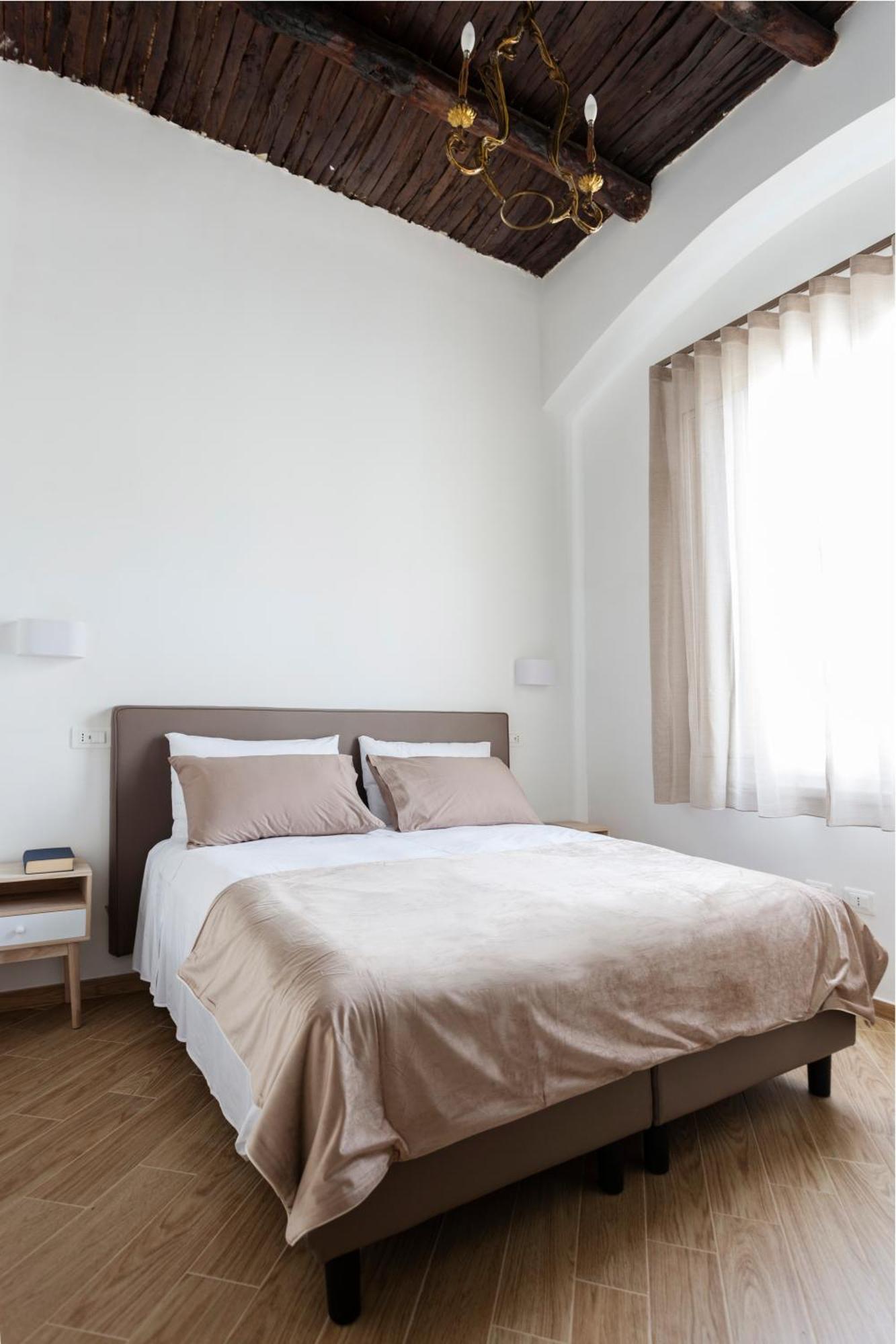 מלון נאפולי Residenza 33 מראה חיצוני תמונה
